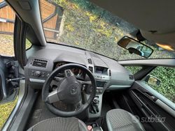 Usata 2006 Opel Zafira Monovolume | 2500 €