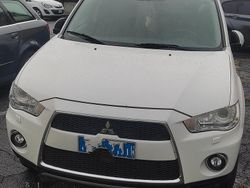 Bianco Usata 2010 Mitsubishi Outlander SUV | 4900 € (Buon prezzo)