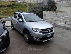 Argento Usata 2013 Dacia Sandero Tre volumi | 6500 € (Buon prezzo)
