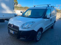 Bianco Usata 2013 Fiat Doblò Dynamic Monovolume | 5900 € (Buon prezzo)