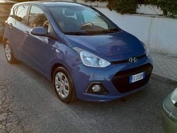 Blu Usata 2016 Hyundai i10 Due volumi | 7100 € (Ottimo prezzo)