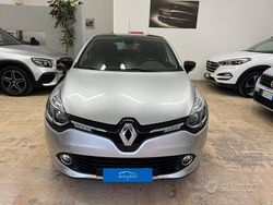 Grigio Usata 2013 Renault Clio IV Tre volumi | 5900 € (Buon prezzo)