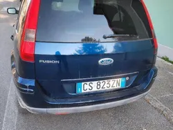 Usata 2004 Ford Fusion Monovolume | 1500 €