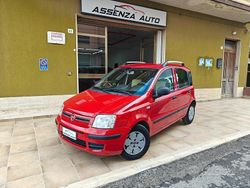 Rosso Usata 2010 Fiat Panda Emotion Tre volumi | 4900 € (Cara)