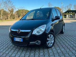 Nero Usata 2009 Opel Agila Due volumi | 3400 € (Buon prezzo)