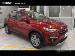 Rosso Usata 2022 Dacia Sandero Comfort Due volumi | 13.500 € (Buon prezzo)