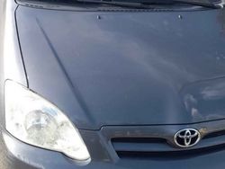Nero Usata 2007 Toyota Corolla Tre volumi | 2500 €