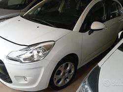 Bianco Usata 2010 Citroën C3 Exclusive Due volumi | 6990 € (Molto cara)
