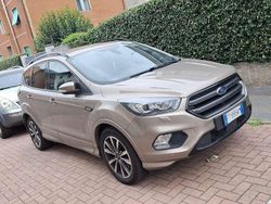 Usata 2018 Ford Kuga Individual SUV | 18.500 € (Cara)