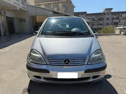 Argento Usata 2004 Mercedes 170 Due volumi | 2499 €