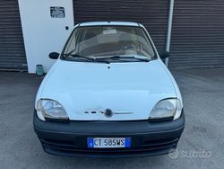 Bianco Usata 2005 Fiat 600 Tre volumi | 1500 € (Buon prezzo)