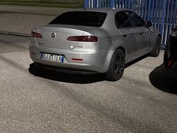 Usata 2011 Alfa Romeo 159 Progression Tre volumi | 2800 € (Ottimo prezzo)