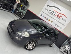 Grigio Usata 2016 Fiat Punto Tre volumi | 4690 € (Ottimo prezzo)