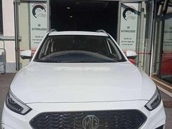 Bianco Usata 2022 MG ZS Luxury Tre volumi | 12.990 € (Buon prezzo)