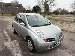 Grigio Usata 2005 Nissan Micra Tre volumi | 1600 € (Buon prezzo)