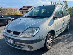 Usata 2001 Renault Scénic Monovolume | 500 € (Super prezzo)