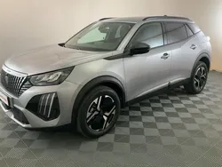 Argento Usata 2024 Peugeot 2008 Allure SUV | 20.499 € (Buon prezzo)