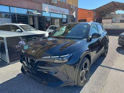 Nero Nuova 2025 Alfa Romeo Junior Edizione Speciale SUV | 28.900 € (Buon prezzo)
