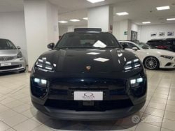 Nero Usata 2025 Porsche Macan 4 Electric SUV | 86.999 € (Buon prezzo)