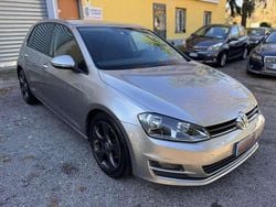 Argento Usata 2013 VW Golf VII Highline Tre volumi | 7500 € (Buon prezzo)