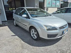 Argento Usata 2006 Ford C-MAX Monovolume | 1900 € (Ottimo prezzo)