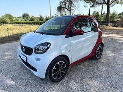 Valkoinen Käytetty 2017 Smart ForTwo Coupé Passion Viistoperä | 11.950 € (Perustarjous)
