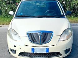 Usata 2002 Lancia Ypsilon Due volumi | 1299 € (Super prezzo)