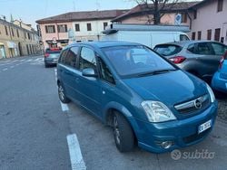 Grigio Usata 2006 Opel Meriva Cosmo Monovolume | 2200 € (Buon prezzo)