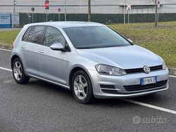 Grigio Usata 2013 VW Golf Comfortline Tre volumi | 8100 € (Buon prezzo)