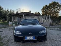 Usata 2002 Mazda MX5 Exclusive Cabrio | 6799 € (Buon prezzo)
