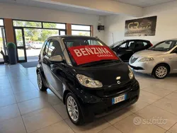 Nero Usata 2010 Smart ForTwo Coupé Passion Due volumi | 5300 € (Buon prezzo)