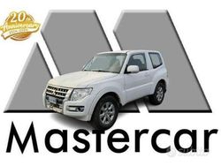 Bianco Usata 2016 Mitsubishi Pajero Instyle SUV | 19.900 € (Buon prezzo)