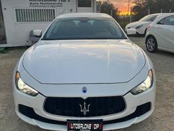 Bianco Usata 2014 Maserati Ghibli Tre volumi | 23.200 € (Buon prezzo)
