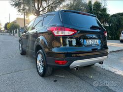 Usata 2015 Ford Kuga Titanium SUV | 9500 € (Buon prezzo)