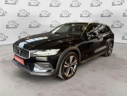 Nero Usata 2022 Volvo V60 CC Plus Station wagon | 36.900 € (Ottimo prezzo)