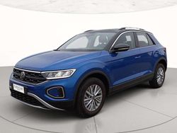 Ravenna blue metallizzato nero Usata 2023 VW T-Roc Life SUV | 23.300 € (Cara)