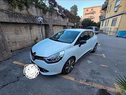 Bianco Usata 2015 Renault Clio IV Tre volumi | 10.000 € (Cara)