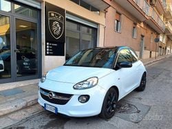 Bianco Usata 2016 Opel Adam Rocks Rocks Due volumi | 8500 € (Buon prezzo)