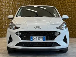 Bianco Usata 2022 Hyundai i10 Due volumi | 12.900 € (Buon prezzo)