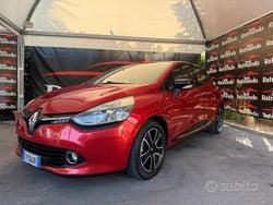 Rosso Usata 2013 Renault Clio IV Tre volumi | 4900 € (Buon prezzo)