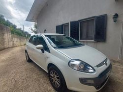 Bianco Usata 2011 Fiat Punto Evo Due volumi | 2500 € (Buon prezzo)