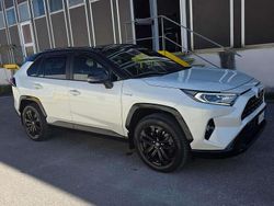 Bianco Usata 2019 Toyota RAV4 Hybrid Style SUV | 26.000 € (Cara)