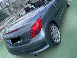 Marrone Usata 2008 Peugeot 207 Cabrio | 4500 €