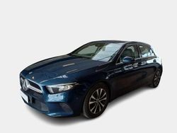 Blu Usata 2022 Mercedes A180 Business Tre volumi | 22.050 € (Buon prezzo)