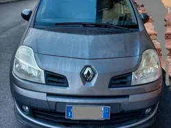 Usata 2008 Renault Modus Monovolume | 4200 € (Molto cara)