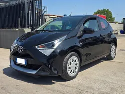 Nero Usata 2020 Toyota Aygo Connect Style Due volumi | 10.490 € (Buon prezzo)