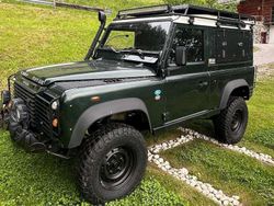 Verde Usata 2002 Land Rover Defender S SUV | 34.000 € (Cara)