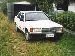 Bianco Usata 1985 Mercedes 190 Tre volumi | 7000 €
