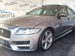 Bianco Usata 2016 Jaguar XF R-Sport Tre volumi | 18.900 € (Molto cara)