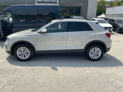 Grigio Usata 2023 VW T-Roc Style SUV | 22.600 € (Buon prezzo)